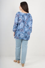 Load image into Gallery viewer, Italian Made Cotton Top ~ Daisy Denim Sz 8-18