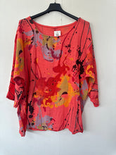 Load image into Gallery viewer, Italian Made Cotton Top Splash Print ~ Coral Sz 8-18