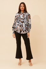 Load image into Gallery viewer, Caroline Morgan Viscose Print Top ~ Contrast Floral