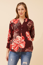 Load image into Gallery viewer, Caroline Morgan Viscose Print Top ~ Bold Floral