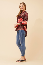 Load image into Gallery viewer, Caroline Morgan Viscose Print Top ~ Bold Floral