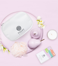 Load image into Gallery viewer, Tilley Limited Edition Pear & Freesia Pamper Set