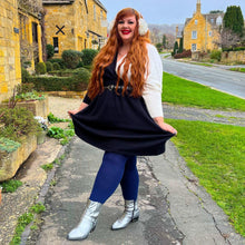 Load image into Gallery viewer, SNAG Opaque 80 Den Tights ~ Navy