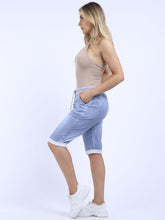 Load image into Gallery viewer, Italian Stretch Cotton Shorts Denim Look Light Blue