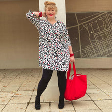 Load image into Gallery viewer, SNAG Super Opaque 120 Den Tights ~ Black