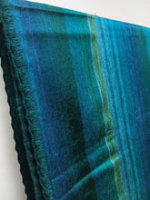 Load image into Gallery viewer, Alpaca Blanket ~ GRE002 Made in Ecuador, Dble/Queen Size