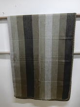 Load image into Gallery viewer, Alpaca Blanket ~ BWN001 Made in Ecuador, Dble/Queen Size