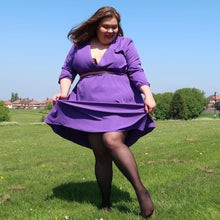 Load image into Gallery viewer, SNAG Sheer 30 Den Pantyhose ~ Liquorice Black