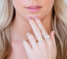 Load image into Gallery viewer, The Jantung 2 Ring - Via Smith