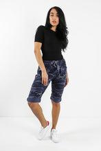 Load image into Gallery viewer, Italian Magic Shorts/Chinos Camo Navy