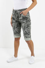 Load image into Gallery viewer, Italian Magic Shorts/Chinos Camo Khaki