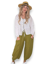 Load image into Gallery viewer, HELGA MAY Plain Barrel Leg Linen Pants ~ Olive
