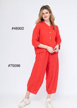 Load image into Gallery viewer, Colette Plain Barrel Leg Linen Pants ~ Teal
