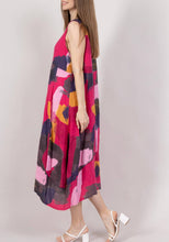 Load image into Gallery viewer, Collette Italian Made Linen Sleeveless Abstract Dress ~ Navy
