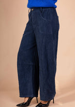 Load image into Gallery viewer, Colette Plain Barrel Leg Corduroy Pants v2 ~ Warm Brick
