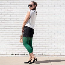 Load image into Gallery viewer, SNAG Capri Tights ~ Foliage

