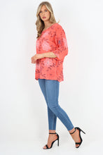 Load image into Gallery viewer, Italian Cotton Top Bloom Print Coral Sz 8-18
