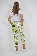 Load image into Gallery viewer, Italian Stretch Cotton Trousers Flower Lime
