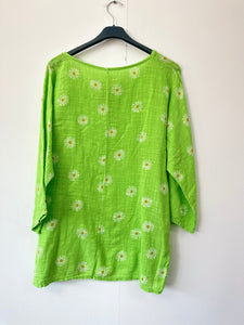 Italian Made Cotton Top Ditsy Floral ~ Lime Sz 8-18