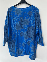 Load image into Gallery viewer, Italian Made Cotton Top Mandala ~ Royal Blue Sz 8-18

