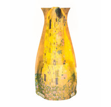 Load image into Gallery viewer, Modgy Vase ~ Gustav Klimt The Kiss
