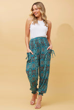 Load image into Gallery viewer, Caroline Morgan Relaxed Tahani Harem Pants ~ Green
