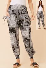 Load image into Gallery viewer, Caroline Morgan Relaxed Patchwork Print Harem Pants ~ B&amp;W
