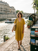 Load image into Gallery viewer, Colette Plain Heavy Linen Dress ~ Violet
