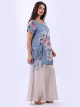 Load image into Gallery viewer, Italian Linen Big Flower Top Denim Sz 14-20
