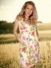 Load image into Gallery viewer, HELGA MAY Italian Linen Slim Fit &#39;Bloom&#39; Dress ~ Salmon
