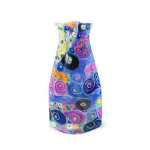 Load image into Gallery viewer, Modgy Vase ~ Gustav Klimt The Maiden
