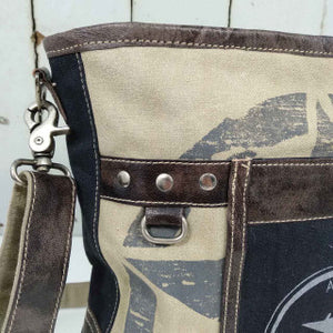 Backyard 'Lana' Crossbody Bag ~ Canvas/Leather