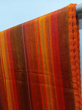 Load image into Gallery viewer, Alpaca Blanket ~ ORA002 Made in Ecuador, Dble/Queen Size
