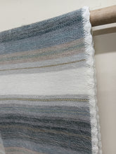 Load image into Gallery viewer, Alpaca Throw ~ WHI001 Made in Ecuador, Single/Throw Size
