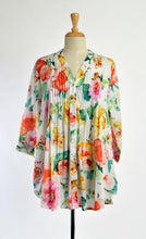 Load image into Gallery viewer, Mozaic Palm Cove Top ~ Winona ~ Sz S-XXL
