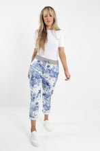 Load image into Gallery viewer, Italian Stretch Cotton Trousers Porcelain Blue
