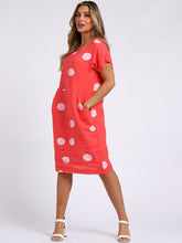 Load image into Gallery viewer, Italian Straight Shift Dotty Coral Linen Dress Sz 10-16
