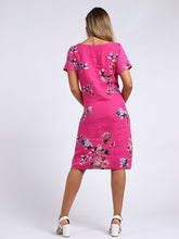 Load image into Gallery viewer, Italian Classic Shift Flora Duo Fuschia Linen Dress Sz 10-16
