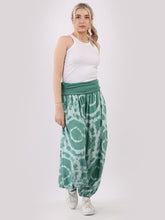 Load image into Gallery viewer, Italian Harem Pants Patterned - Multiple Colours
