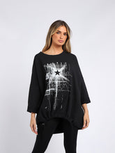 Load image into Gallery viewer, Italian Abstract Star Black Cotton Top Sz 14-20
